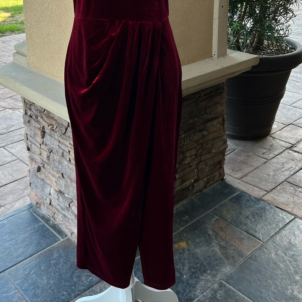Grace Karin Velvet Burgundy Midi Dress. Courdary stretchy material. - Picture 8 of 12